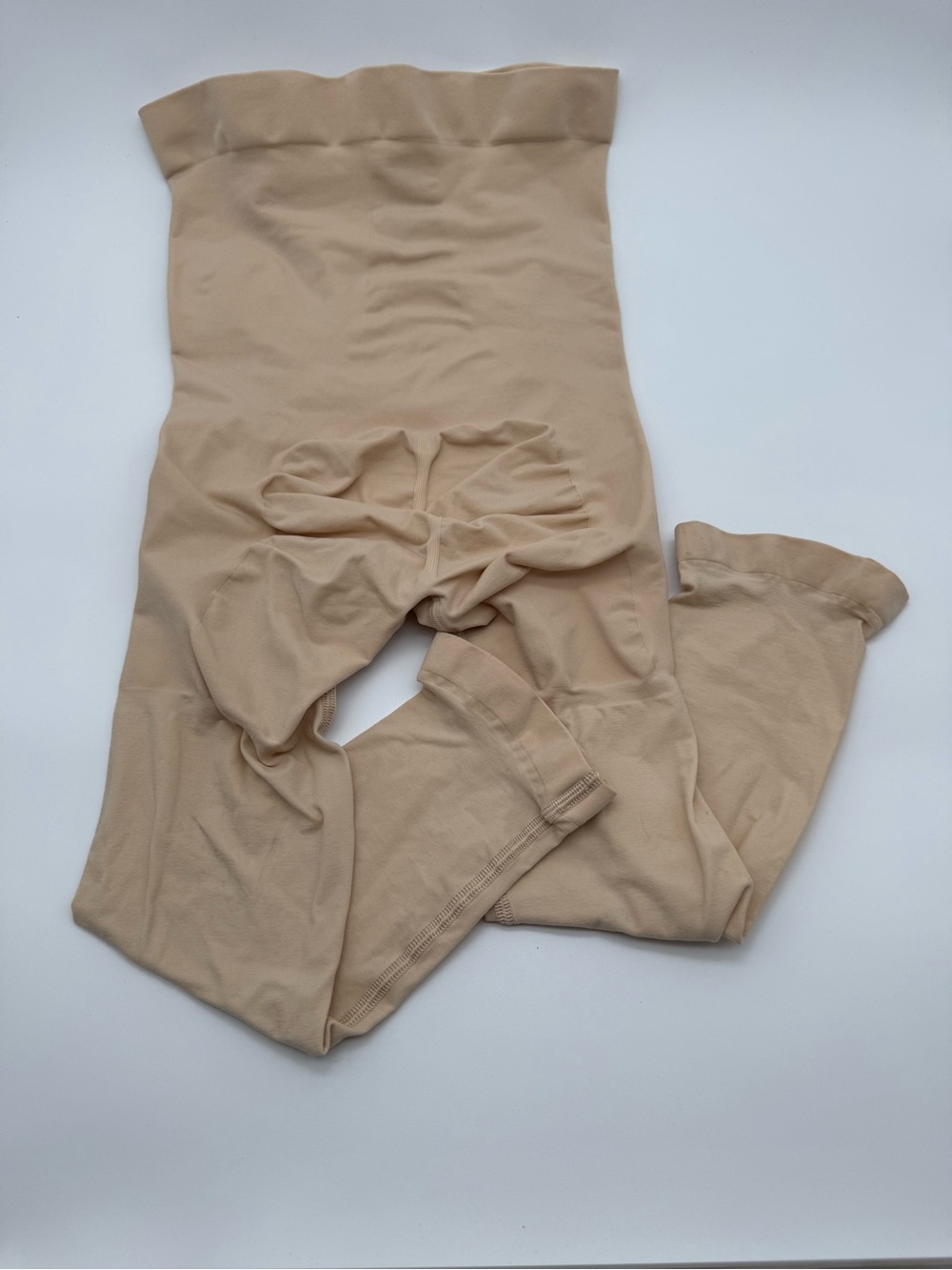NWOT SKIMS woman’s 3xl  Beige High-Waist Shaping shapewear  Shorts